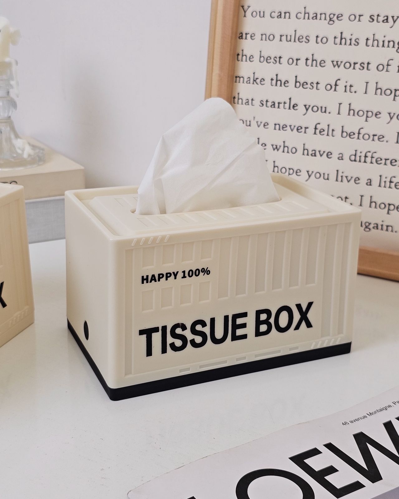 علبة مناديل كونتينر