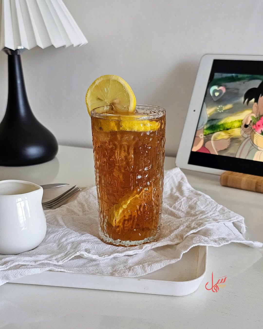 كوب زجاج متموج